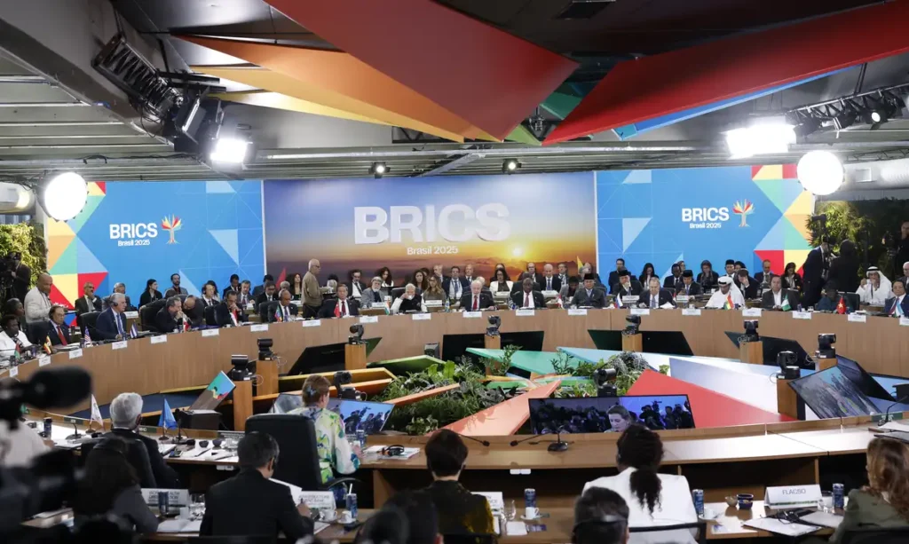 Brics aprova parceria inédita para eliminar doenças socialmente determinadas