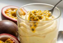 Como fazer mousse de maracujá simples, cremoso e irresistível