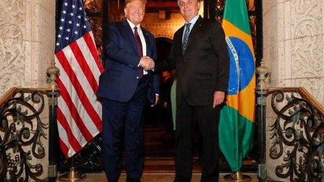 EUA endossam Trump e defendem Bolsonaro; Itamaraty convoca representante americano