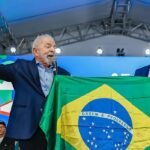 Lula compara Bolsonaro a “traidor de Tiradentes” em discurso sobre tarifações com os EUA