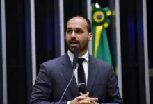 Moraes prorroga inquérito de Eduardo Bolsonaro nos EUA por mais 60 dias