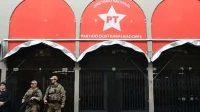 PT condena tarifa de Trump e diz que Brasil não aceitará pressão dos EUA