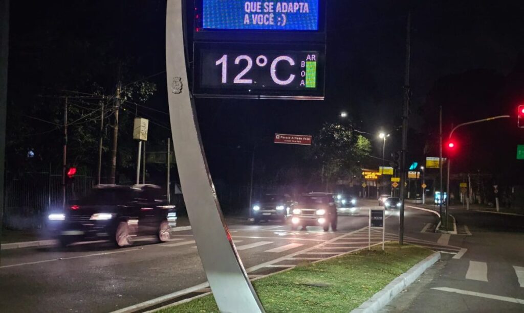 Temperatura em São Paulo se aproxima de 0 °C e registra mínima do ano
