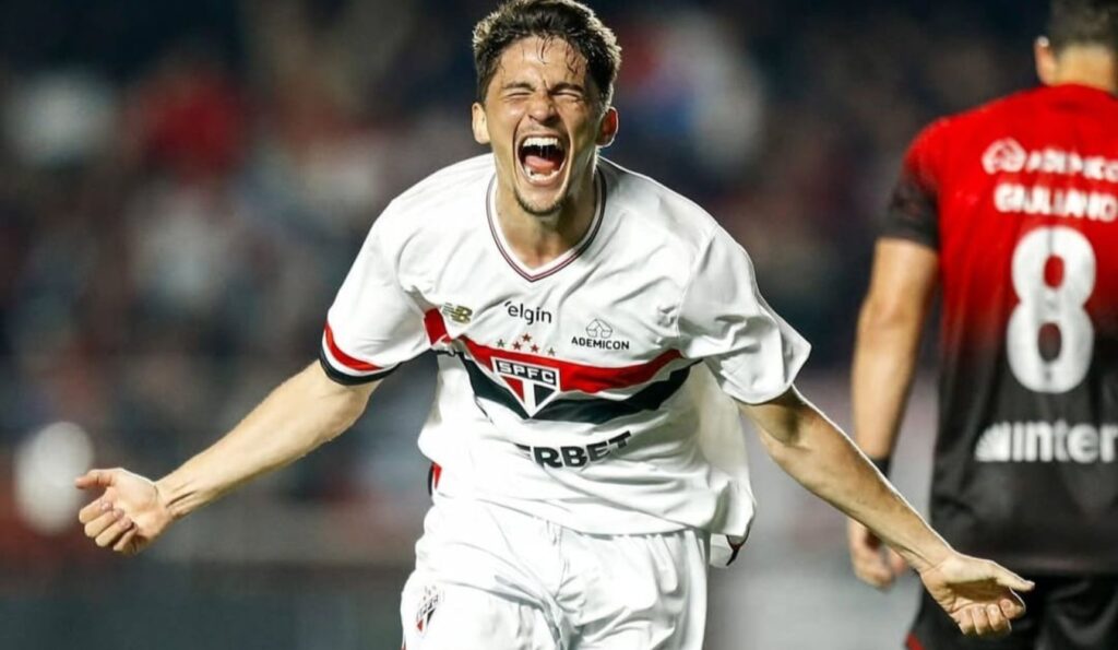 São Paulo abre vantagem mínima sobre o Athletico nas oitavas da Copa do Brasil