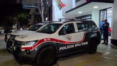 Policiais da Força Tática prendem sequestradores e libertam vítimas de cativeiro no centro de SP