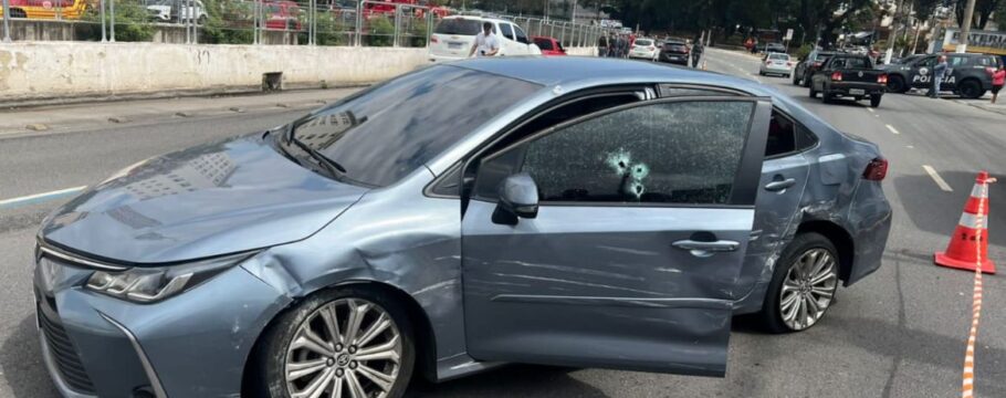 Tiroteio deixa dois criminosos mortos e um preso após roubo na Zona Sul de SP