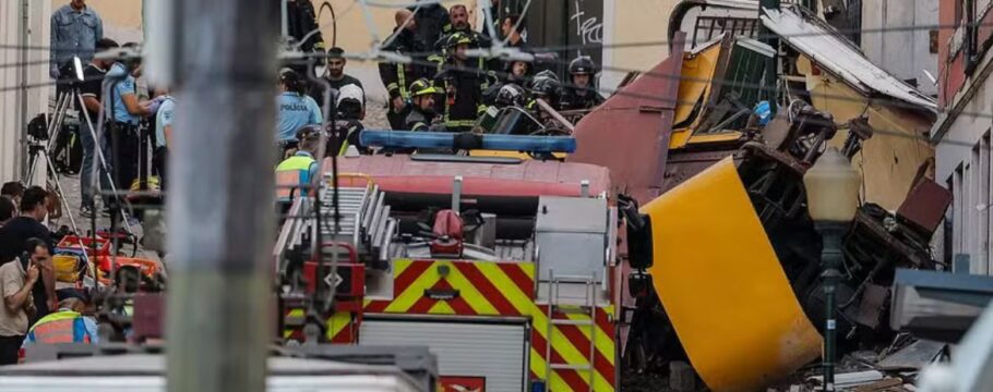 Acidente com bondinho mata 15 pessoas e deixa 18 feridos em Lisboa