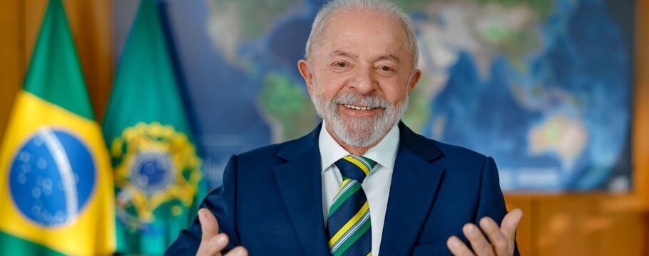 Lula defende soberania e chama opositores de “traidores da pátria” no 7 de Setembro