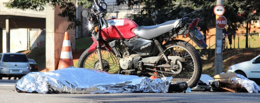 Mortes de motociclistas seguem em alta em São Paulo: um óbito a cada três horas