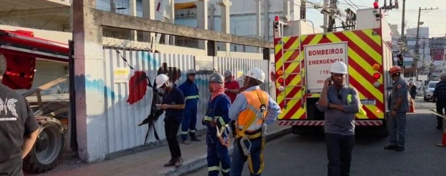 Trabalhador cai de andaime em obra no Hipermercado Andorinha, na Zona Norte de SP
