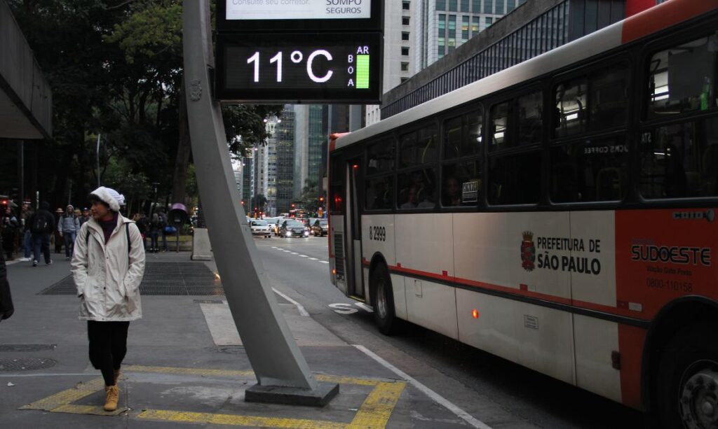 Primavera gelada: São Paulo bate recorde de frio com mínima de 10,8 °C