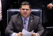 Alcolumbre paralisa sabatina de Messias e ameaça travar nomeação ao STF até 2026