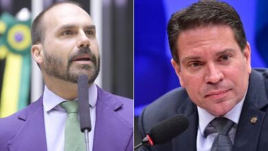 Câmara cassa mandatos de Eduardo Bolsonaro e Alexandre Ramagem