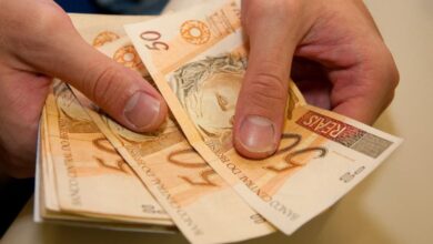 Empresas têm até esta sexta-feira (19) para pagar a segunda parcela do 13º salário