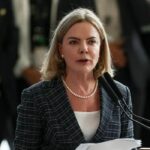 Gleisi Hoffmann anuncia voto do governo contra PL da Dosimetria e chama projeto de “grave retrocesso”