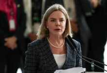 Gleisi Hoffmann anuncia voto do governo contra PL da Dosimetria e chama projeto de “grave retrocesso”