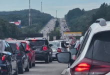 Trânsito intenso na Imigrantes e Anchieta complica viagem ao litoral de SP