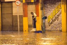 Chuva forte causa caos em São Paulo: ruas alagadas e alerta severo da Defesa Civil
