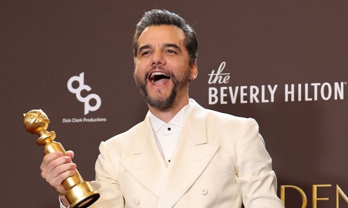 Wagner Moura faz histria e conquista Globo de Ouro de Melhor Ator em Filme de Drama