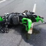 Motociclista morre após colisão com carreta na Rodovia Padre Manoel da Nóbrega, em São Vicente