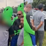 Policiais disfarçados de E.T. prendem vendedores de bebidas clandestinas em São Paulo