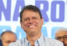 Tarcísio chama desfile em homenagem a Lula de “horroroso” e comemora rebaixamento