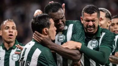 Coritiba vence Corinthians fora de casa e sobe na tabela do Brasileirão