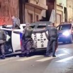 Viatura da Polícia Militar capota durante atendimento de ocorrência no Jardim Ângela, na Zona Sul de SP