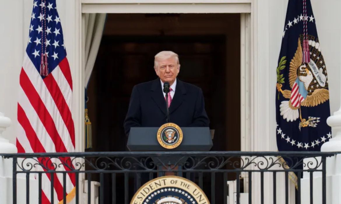 Donald Trump d ultimato de 48 horas ao Ir para reabrir Estreito de Ormuz e ameaa novos ataques