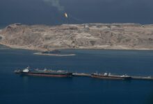 Reabertura do Estreito de Ormuz derruba preço do petróleo e alivia mercado global