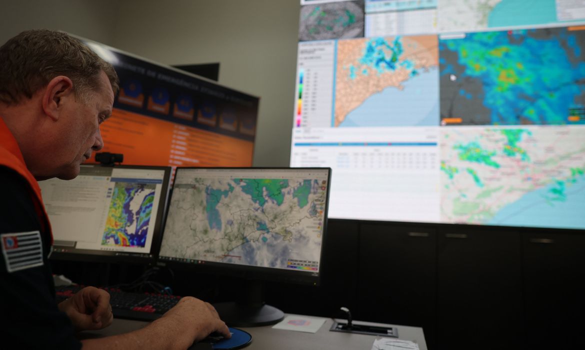 So Paulo amplia sistema de alerta climtico com novos radares meteorolgicos