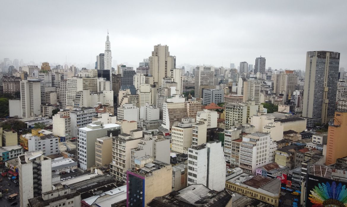 Tempo em São Paulo hoje: quarta terá risco de temporais e chuva isolada