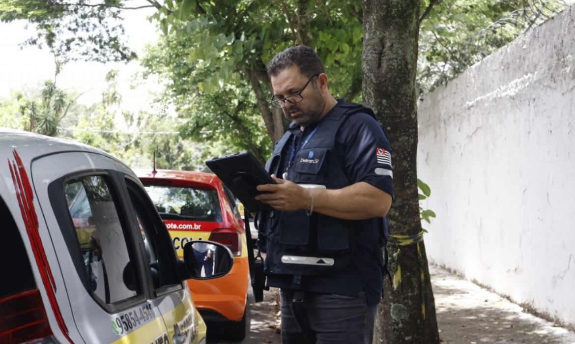 Detran-SP permite exame de direção com veículo próprio a partir de maio