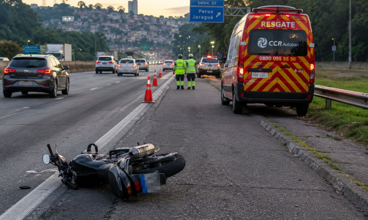 Linha com cerol provoca morte de motociclista na Rodovia dos Bandeirantes em So Paulo