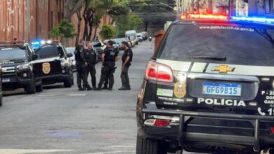 Operação da Polícia Civil prende suspeitos e fecha desmanches ilegais na Zona Leste de SP
