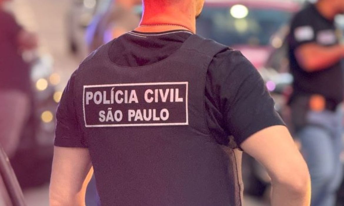 Polícia Civil apreende 860 anabolizantes e medicamentos ilegais na zona leste de São Paulo