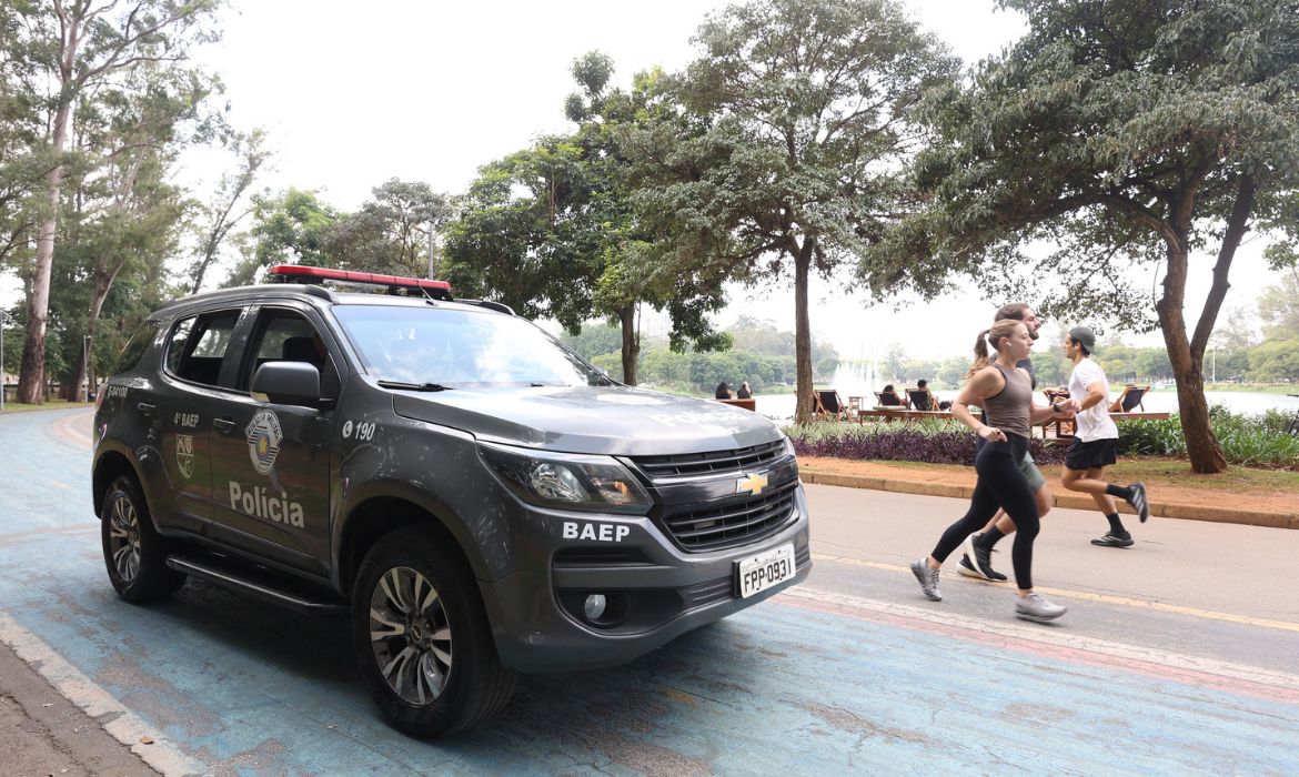 Polícia Militar reforça segurança em parques de São Paulo no feriado