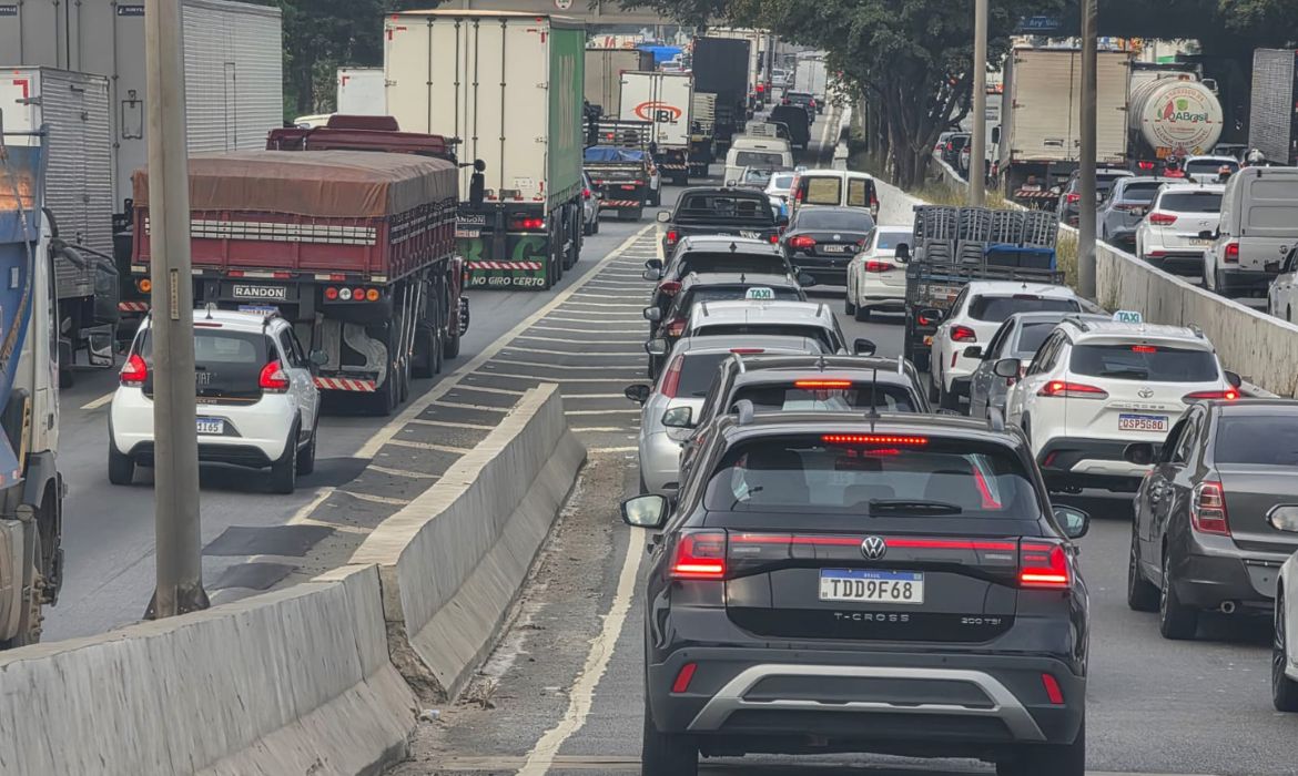 Rodzio em So Paulo veculos com placas finais 5 e 6 no podem circular nesta quarta-feira