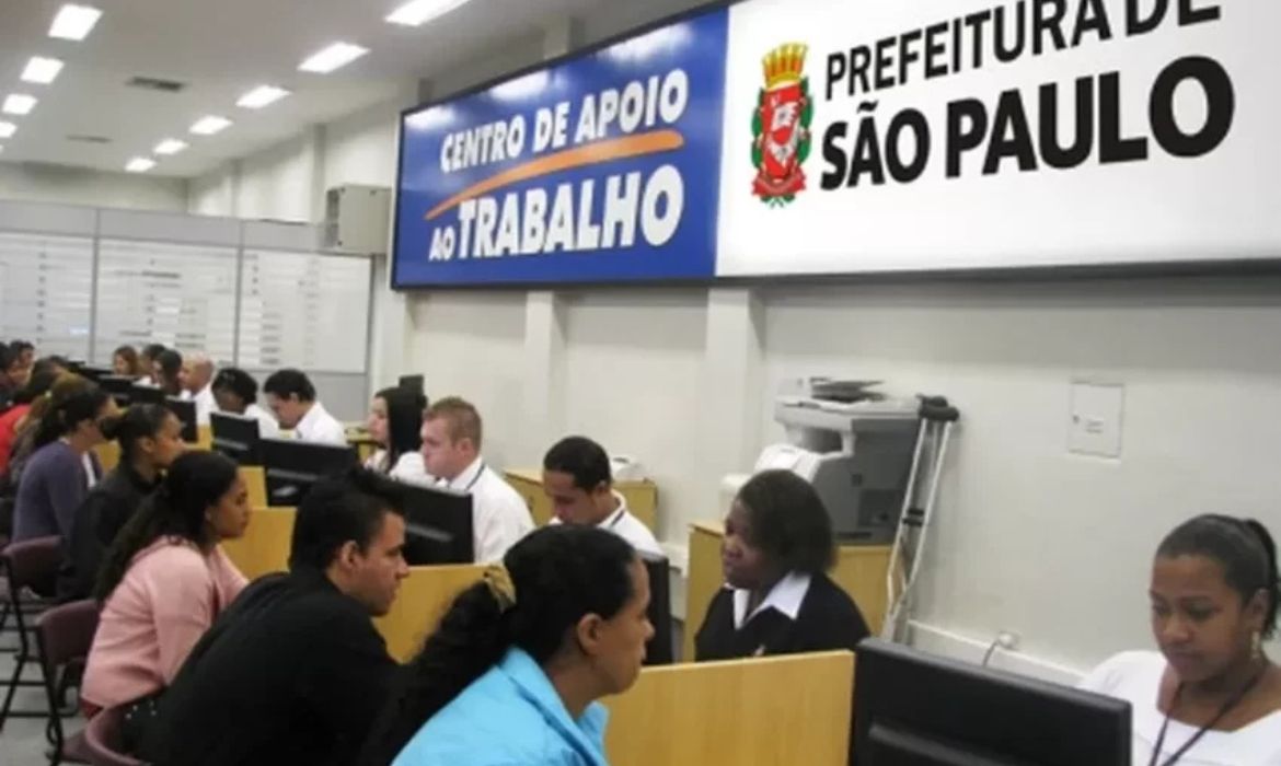 Cate tem mais de 1,7 mil vagas de emprego em São Paulo; salários chegam a R$ 4,8 mil