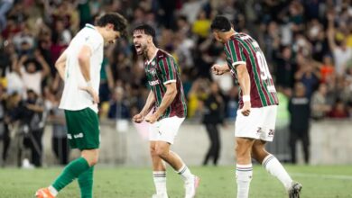 Fluminense vira sobre o Palmeiras, encerra jejum e esquenta disputa pela liderança do Brasileirão