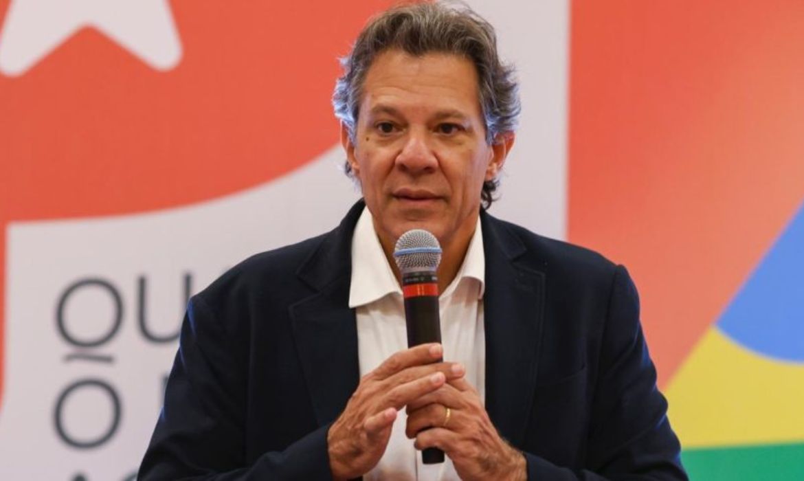 MPF apura suposta ação da Polícia Militar contra Haddad em São Paulo