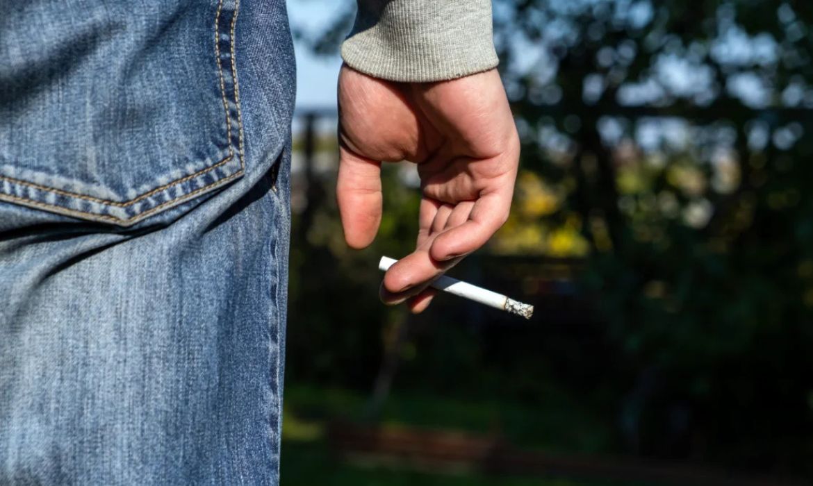 Parar de fumar traz benefícios ao coração mesmo após décadas de tabagismo