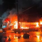 Incêndio destrói 320 boxes da Ceagesp na zona oeste de São Paulo