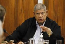 Operação contra infiltração do PCC em empresas de ônibus mira Milton Leite em SP