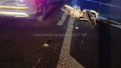 Motociclista morre após cair na SP-55 e ser atropelado por veículo em Praia Grande