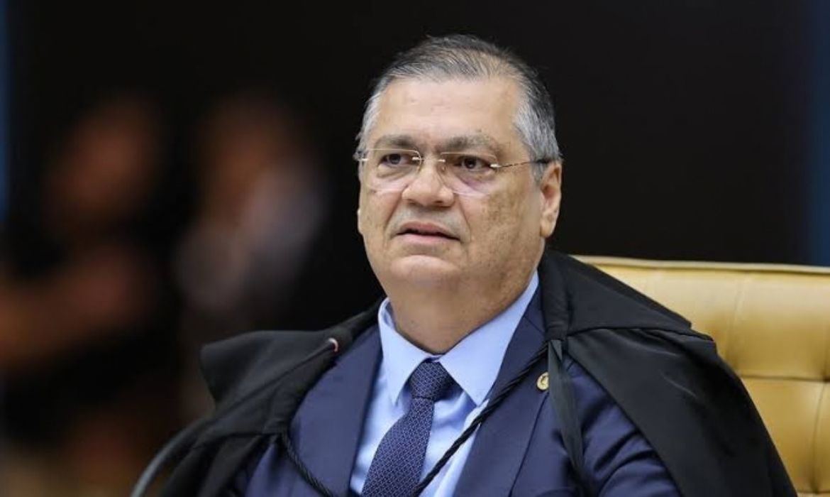 Dino derruba decisão de Mendonça e libera posts sobre Nossa Senhora Aparecida