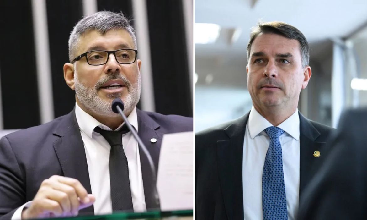 Alexandre Frota pede apreensão do passaporte de Flávio Bolsonaro ao STF