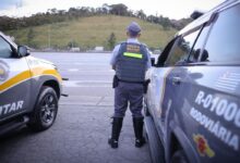 Caminhão com mais de 2 toneladas de maconha é apreendido na Raposo Tavares