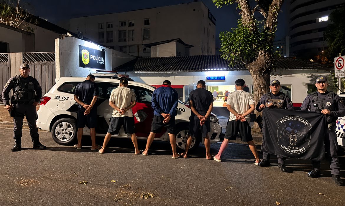 Cinco homens so detidos aps tentativa de furto em So Bernardo