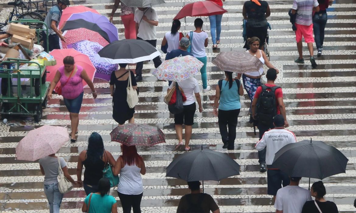 Defesa Civil alerta para temporais em São Paulo com risco de alagamentos e granizo